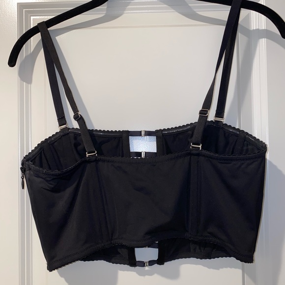 Victoria’s Secret Unlined Strapless Size L - Picture 2 of 2